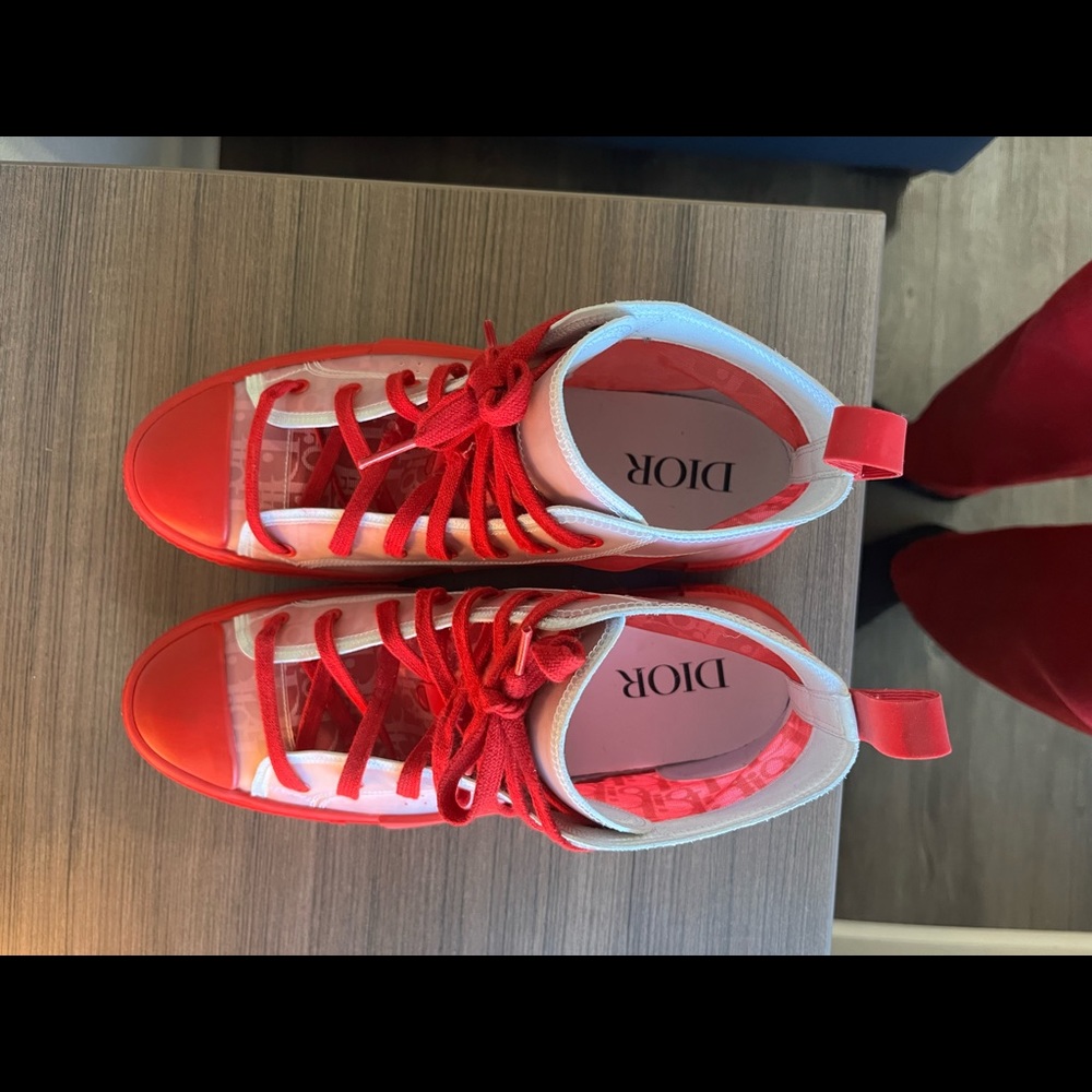 Dior B23 High Red Worn once fresh smell authenticated shoe to wear - Picture 7 of 7